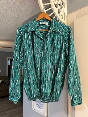DA-RUE of California Vintage Women’s Geometric Wave Print Button Blouse Size 14